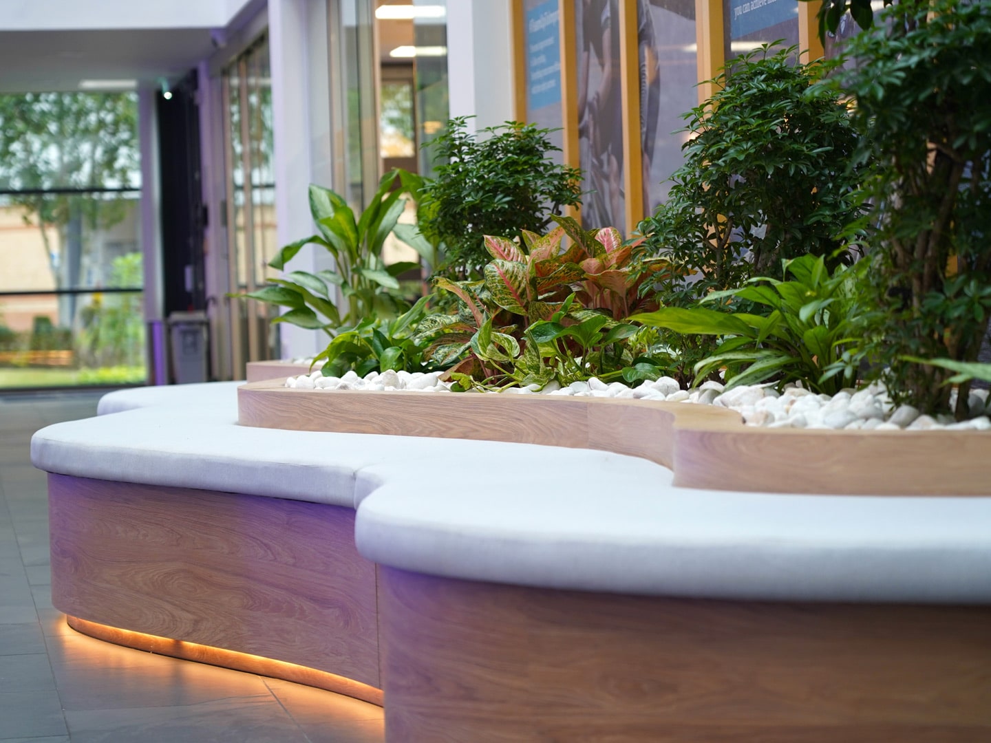 Low level seating with planting